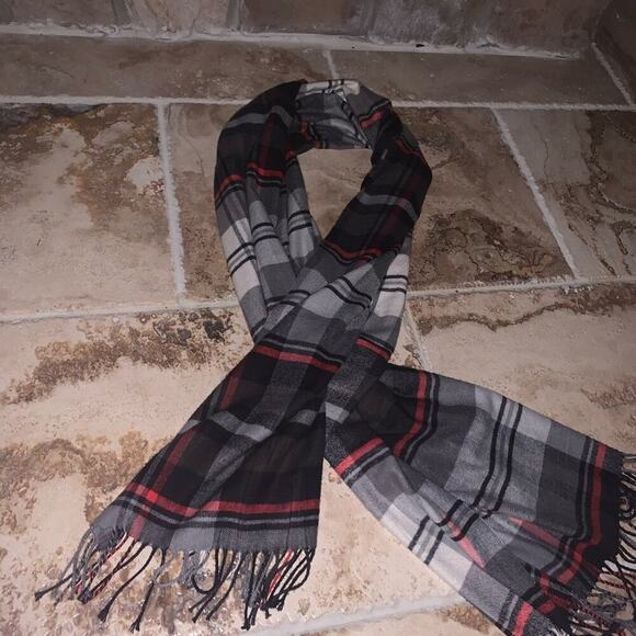 Large Checkered scarf. Red/black/gray/white plaid winter scarf with fringe warm - Picture 5 of 7